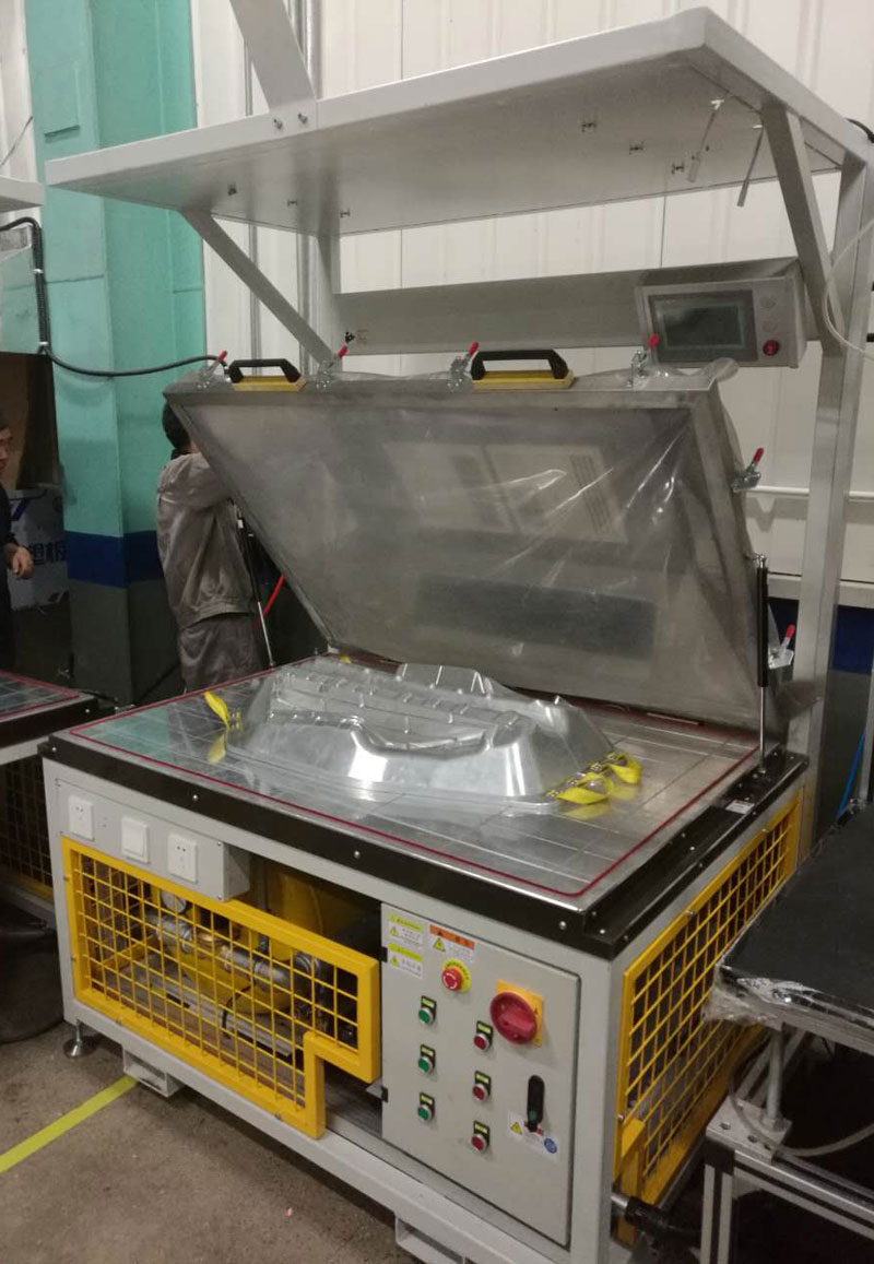 Vacuum activator