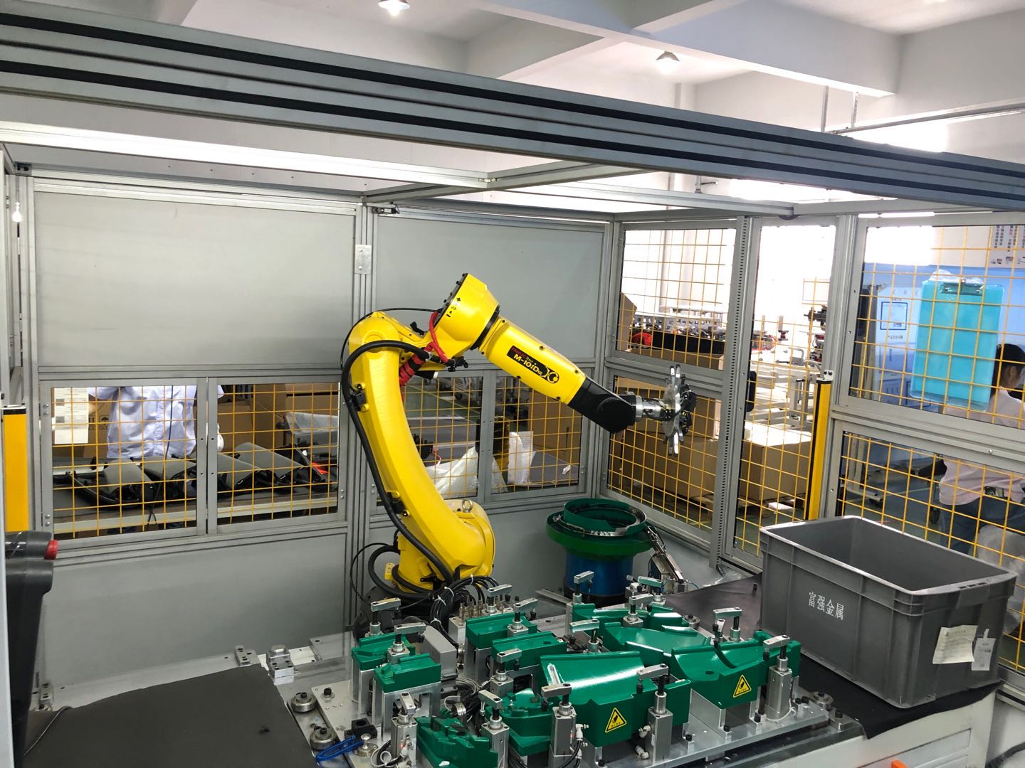 机器人装夹子 机器人自动生产线